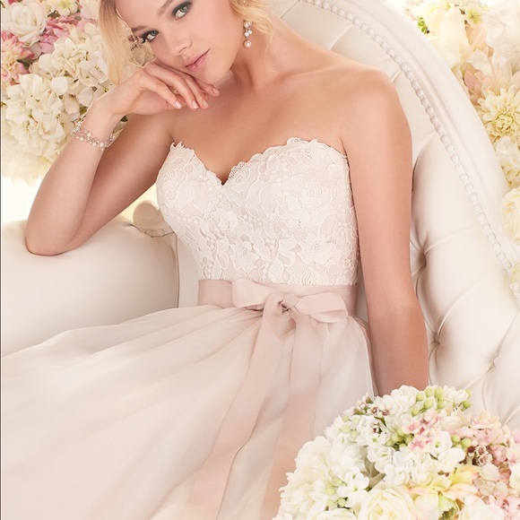 Essence of Australia wedding dress size14 ballgown - Picture 2 of 5